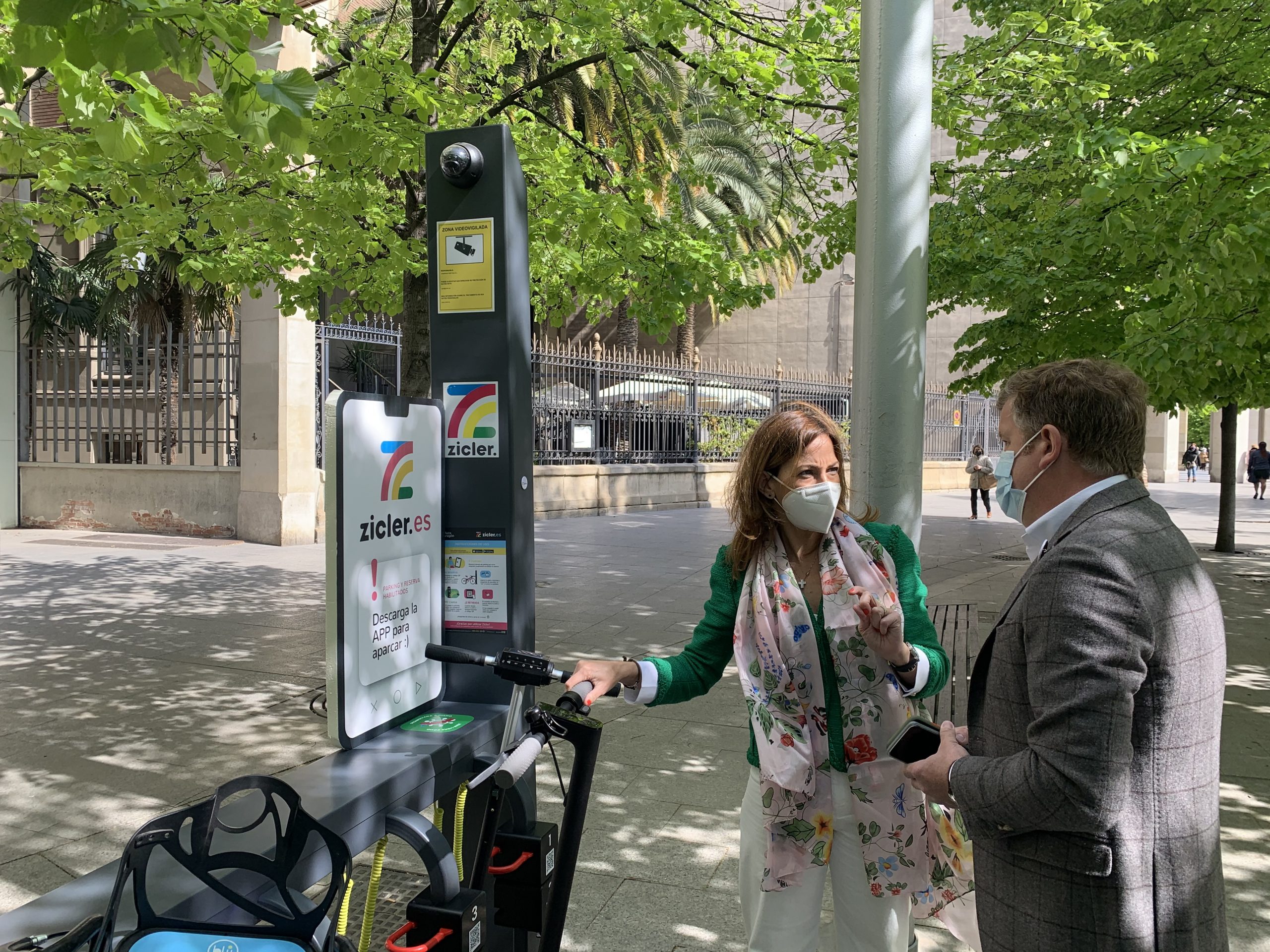 Zicler instala dos estaciones de carga y custodia de eléctricas en espacios públicos de Zaragoza - Zaragoza
