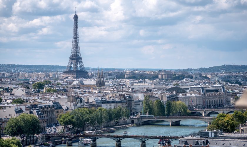 La Tour Eiffel vue de la Tour Saint-Jacques