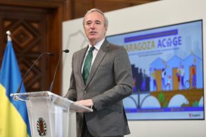 Jorge Azcón presenta Zaragoza Acoge